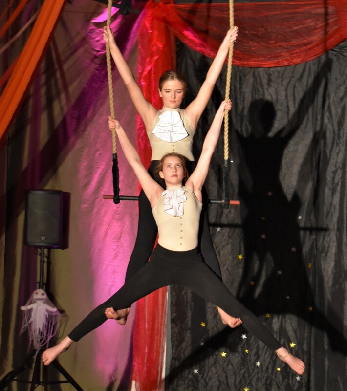 trapeze class, aerial class for children, marlow, high wycombe, aerial lesson for kids, stokenchurch, beaconsfield, fingest, lane end, after school circus club, after school club for kids, after school circus school, aerial silks, aerial hoop, monkey on trapeze